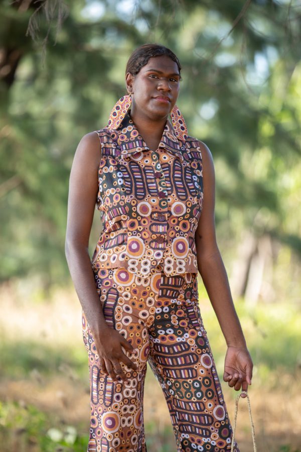 Paula Lyons Pant suit Aboriginal art fabric Flying Fox Songlines Darwin Sew Gorgeous