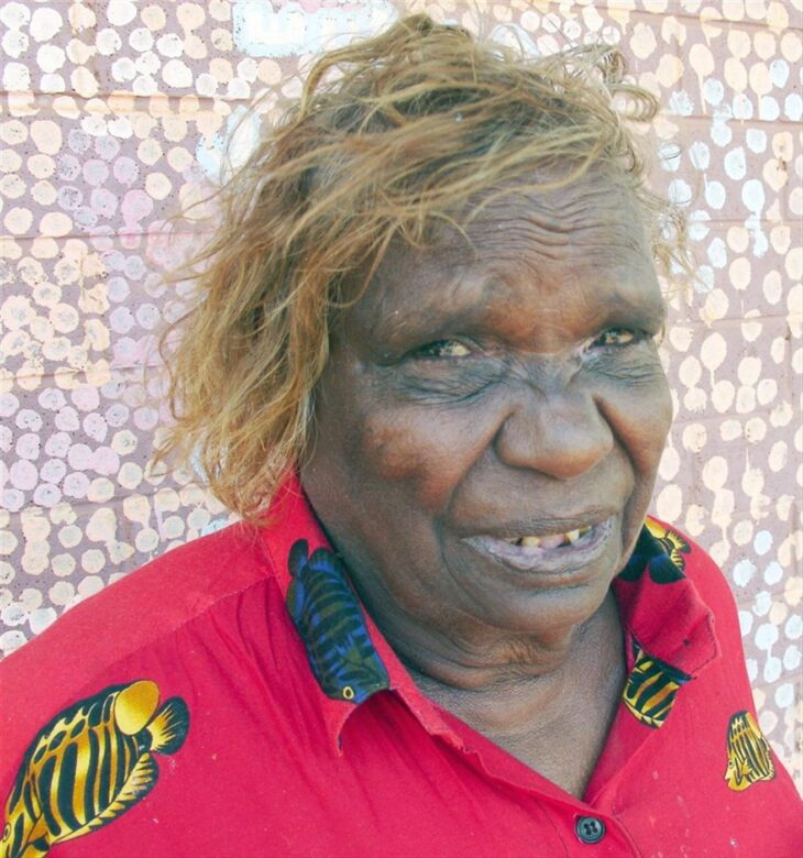 Betsy Napangardi Lewis- Mina Mina – Kilim (S) - Songlines Australia ...