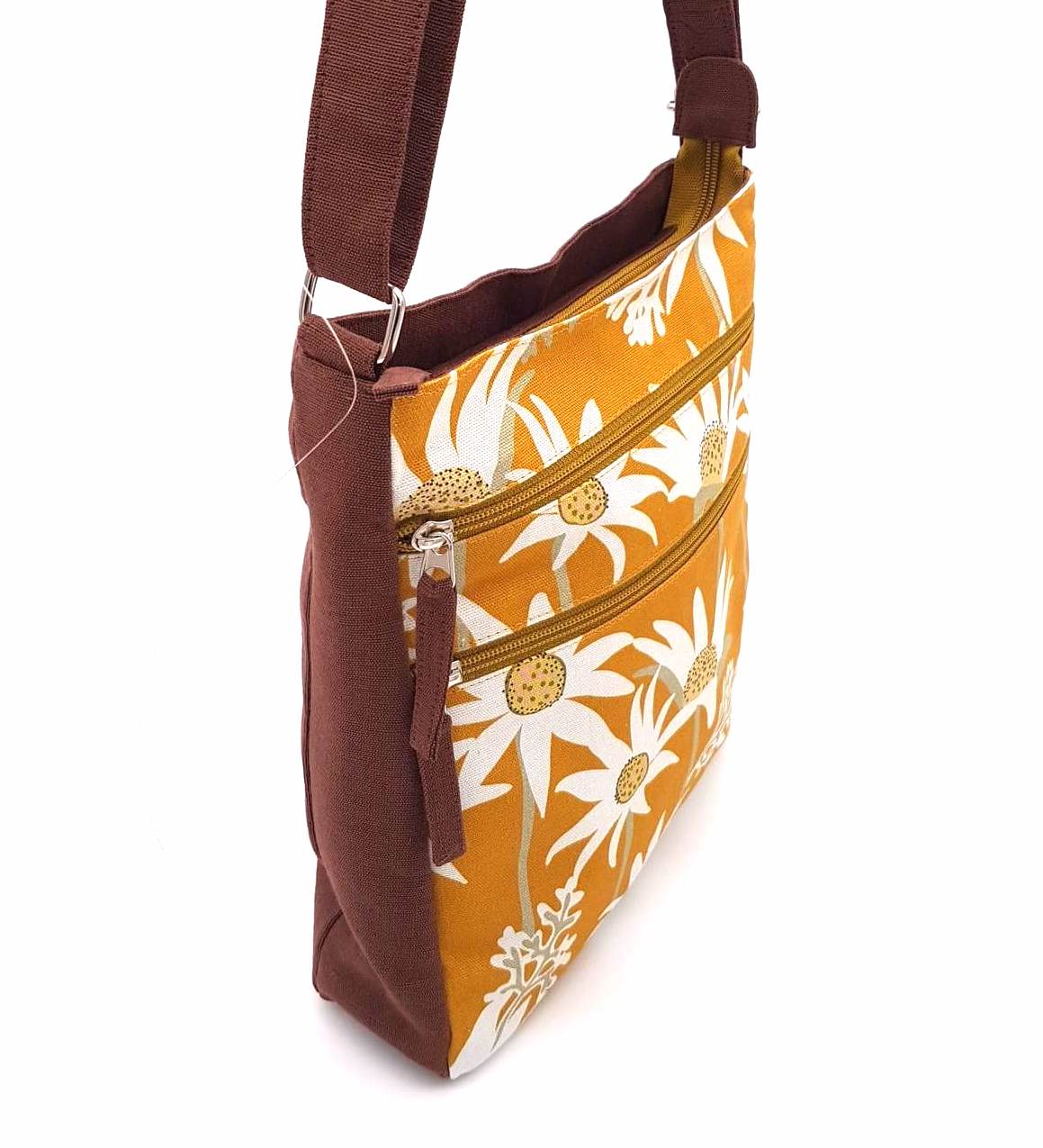 Delia Flying Fox Fabrics bag Songlines Jocelyn Proust Flannel Flowers (mustard)