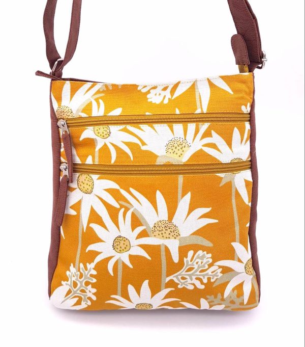 Delia Flying Fox Fabrics bag Songlines Jocelyn Proust Flannel Flowers (mustard)